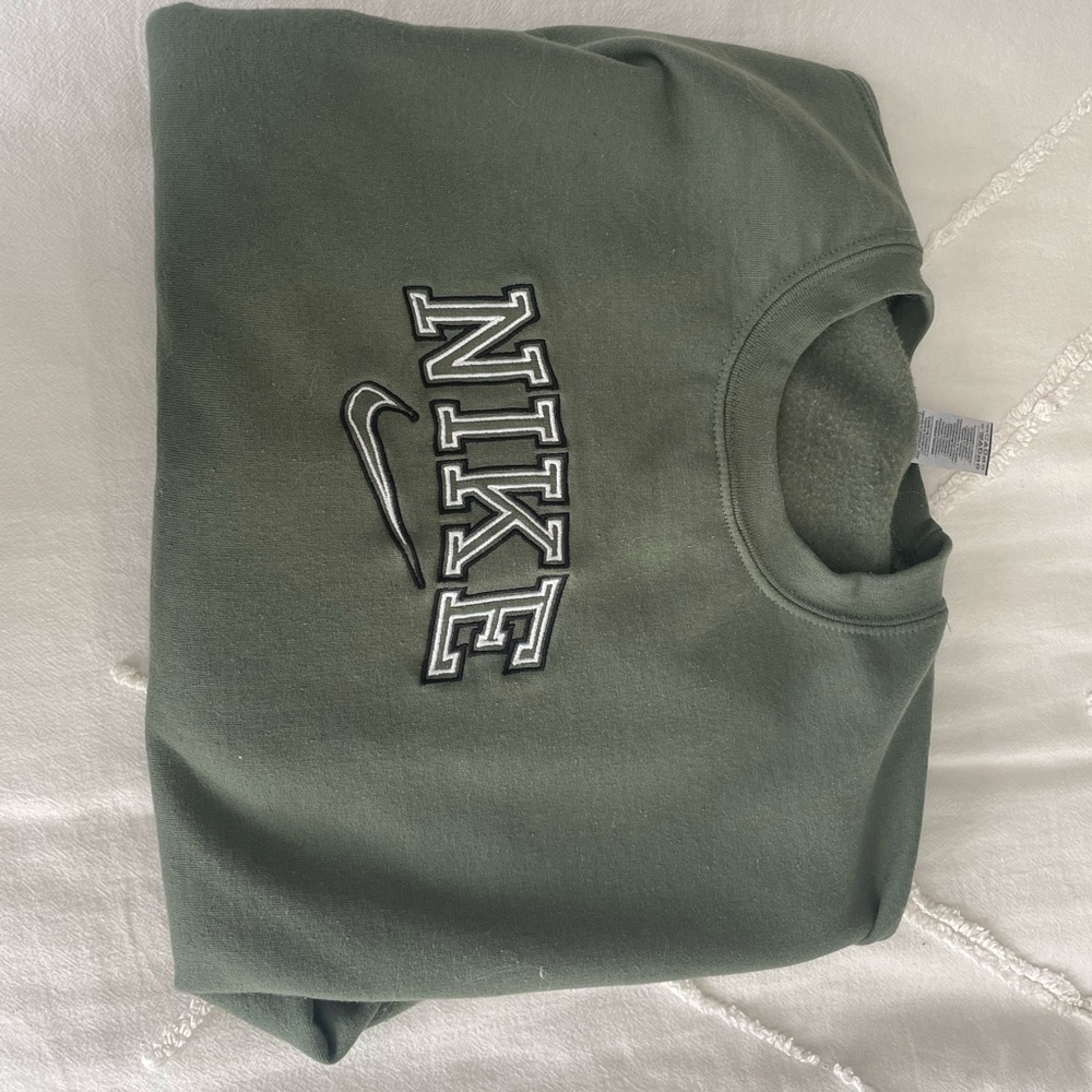 Nike oversized sweatshirt